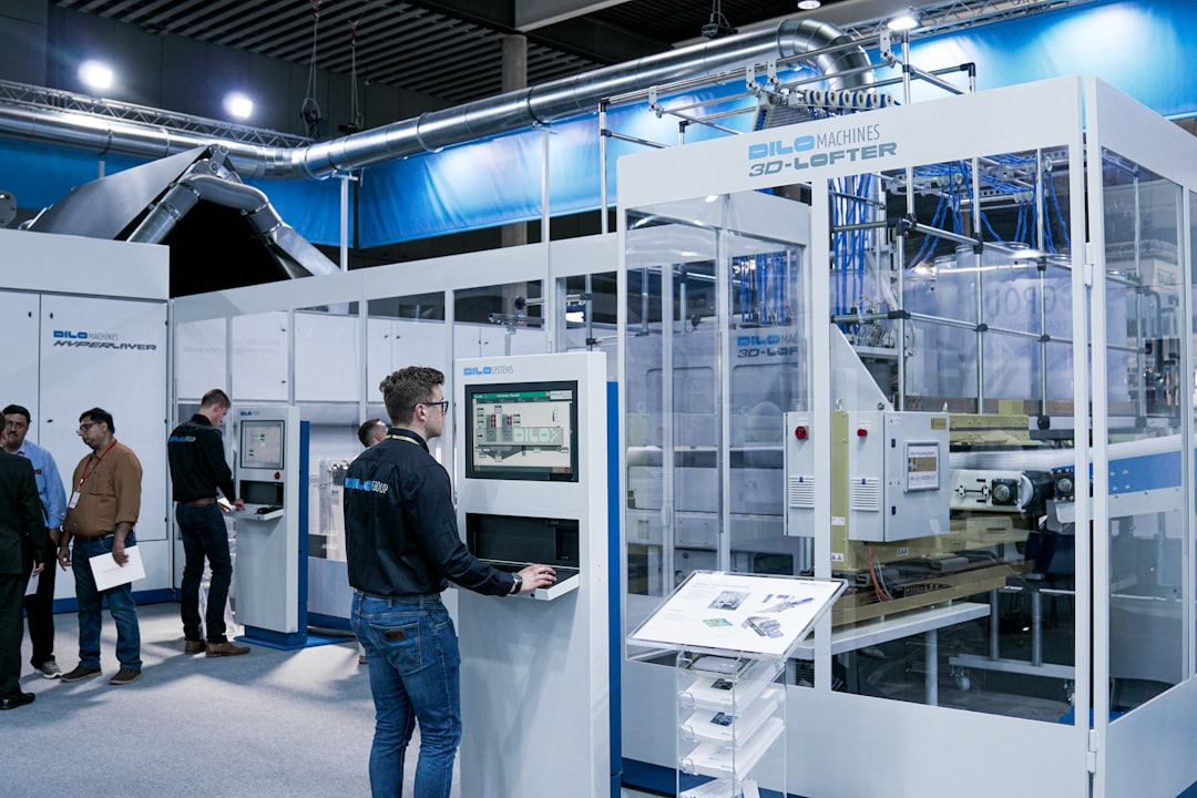 Kerja Sama dengan Industri 4.0 Technology Partner